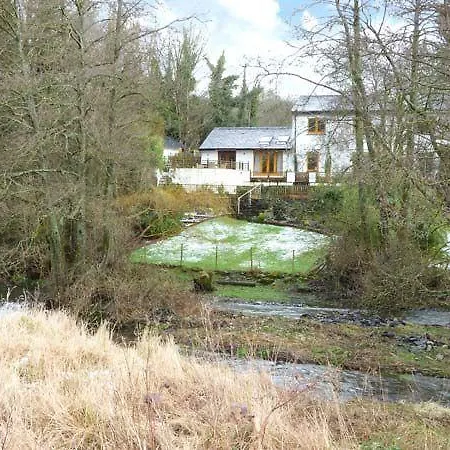 Bumblebee Cottage, Kendal